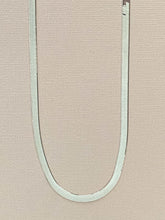 Load image into Gallery viewer, Winnie Necklace Sterling Silver